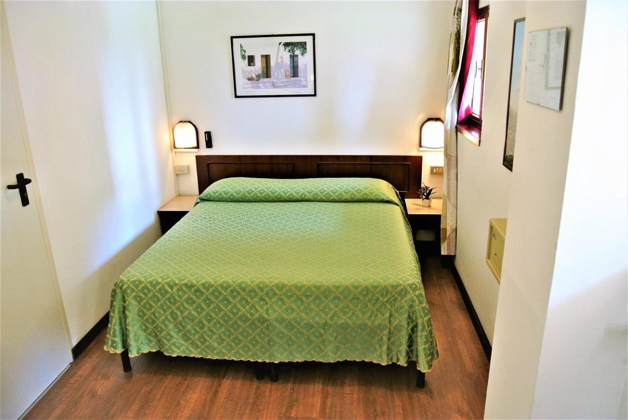 Hotel Niagara Lignano Sabbiadoro Kamer foto